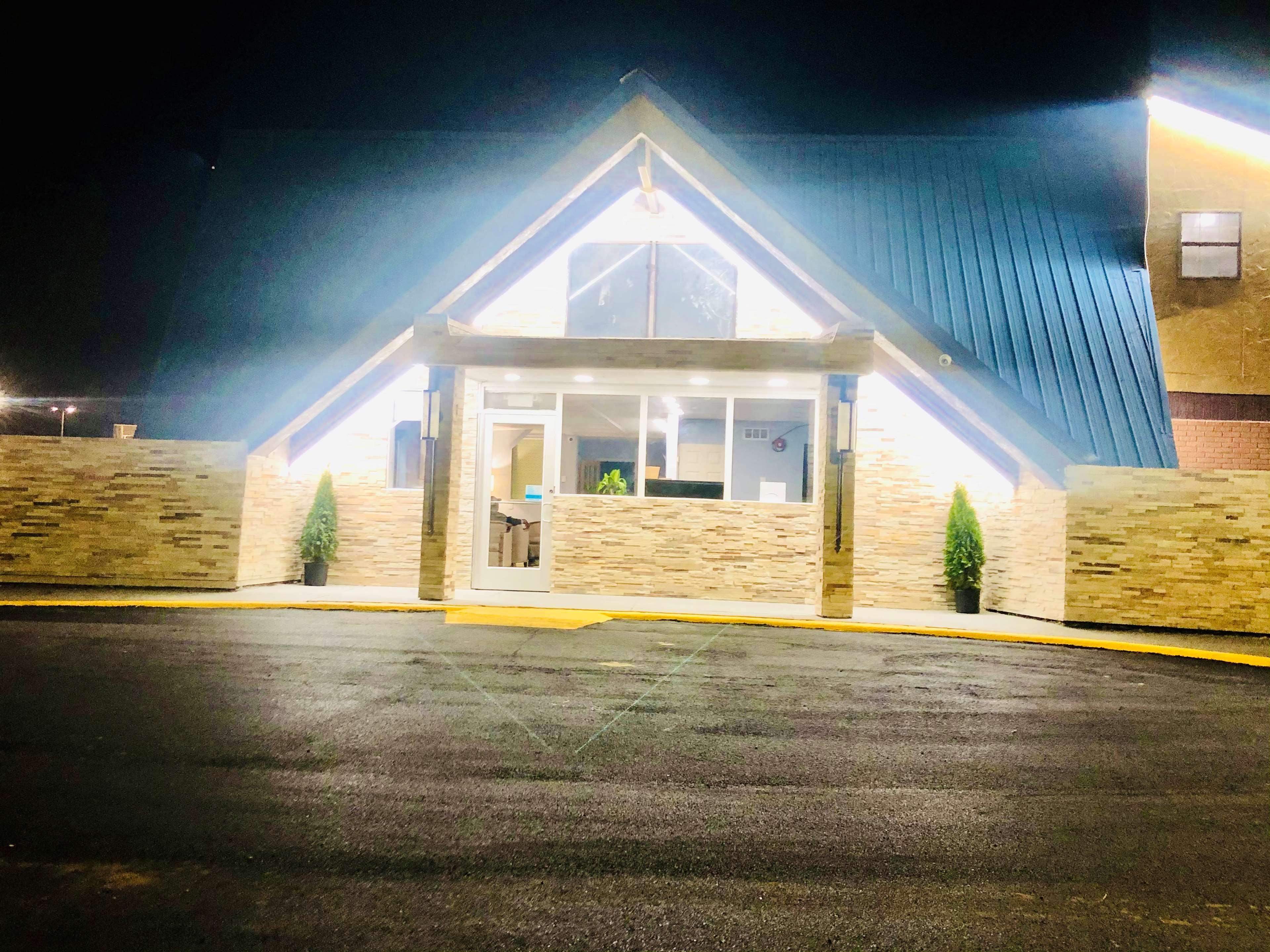 Montgomery Inn & Suites Exteriér fotografie